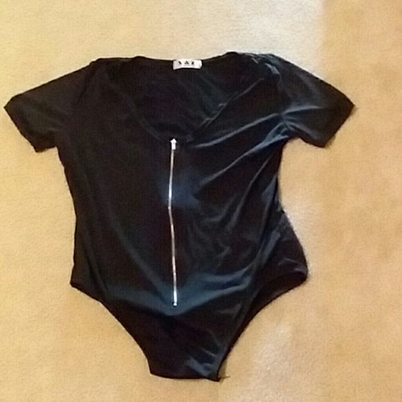 Bathing suit - Picture 1 of 2